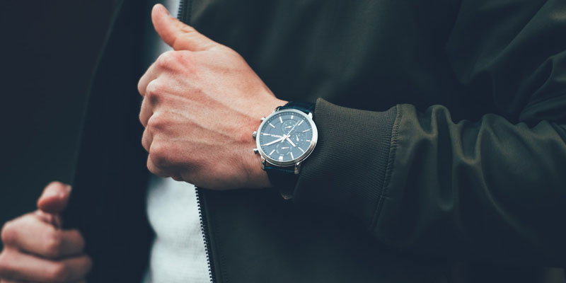 Jam-Tangan-Pria-Terbaik