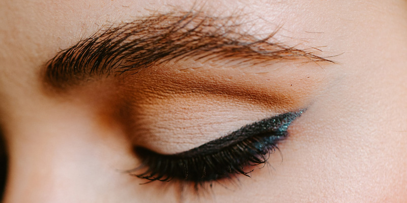 eyeliner-untuk-pemula