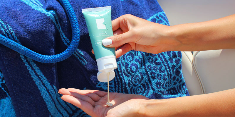 perbedaan-sunscreen-dan-sunblock