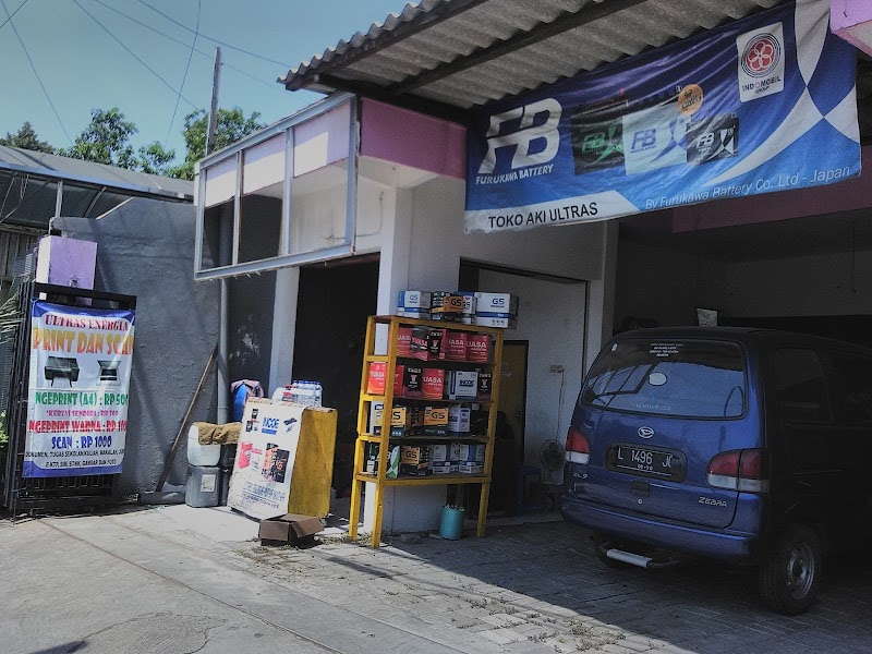 toko-aki-mobil-di-surabaya-toko-aki-ultras