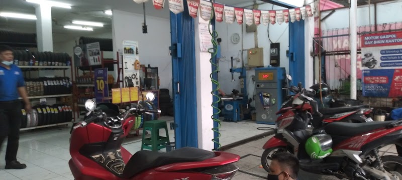 toko-ban-motor-di-bekasi-planet-ban-kaliabang-lingkarutara-perwira