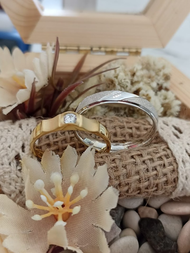 toko-emas-di-bantul-prizma-jewellery