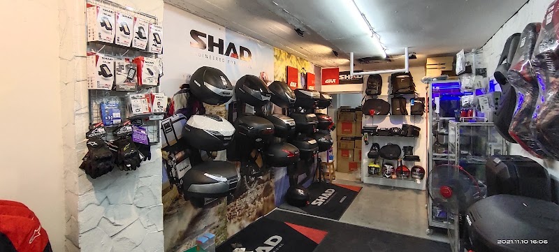 toko-variasi-motor-di-kemang-pt-shad-indonesia-motoaccessory