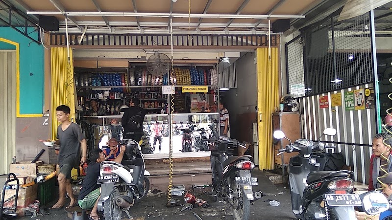 toko-variasi-motor-di-sleman-bengkel-timur-jaya-motor